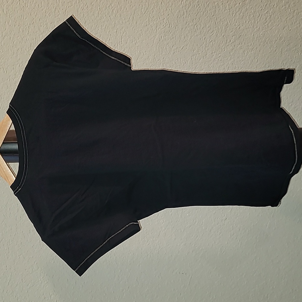 Hard Rock Cafe San Antonio Black Tee with Guitar and Roses Women Size L - Picture 7 of 7